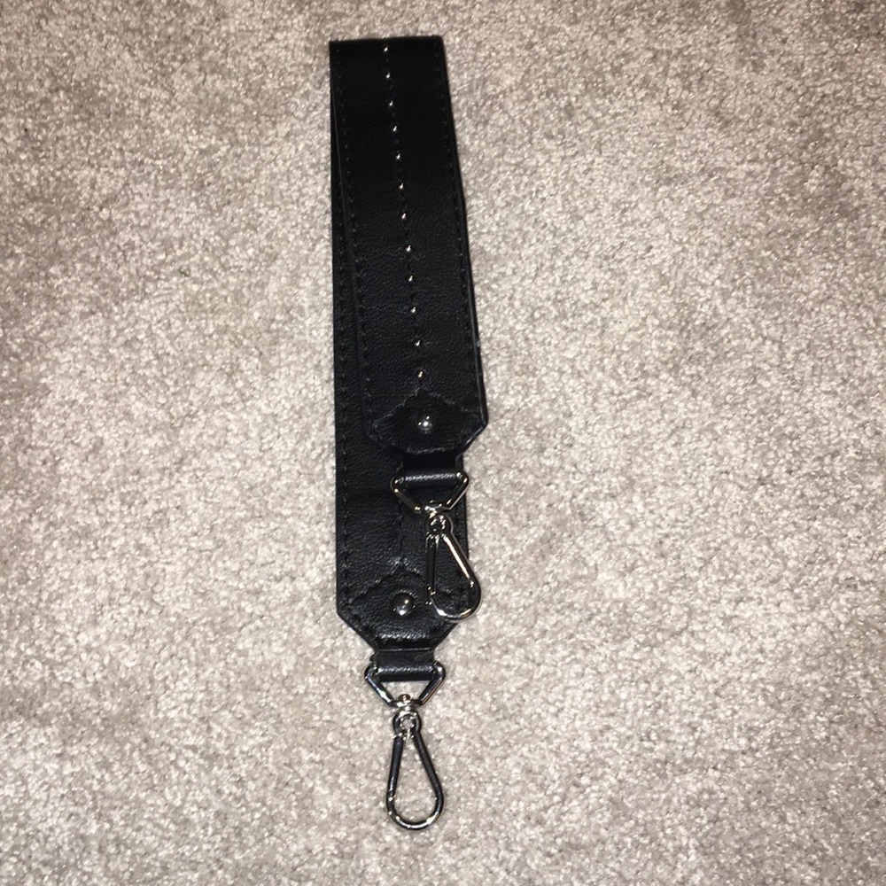 Purse strap! - Picture 2 of 2